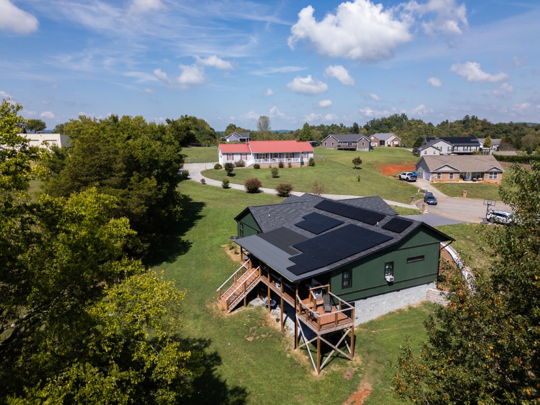 “Solar Installers Near Me” in East Tennessee Searching "Solar Installers Near Me"? Avoid Lead Traps