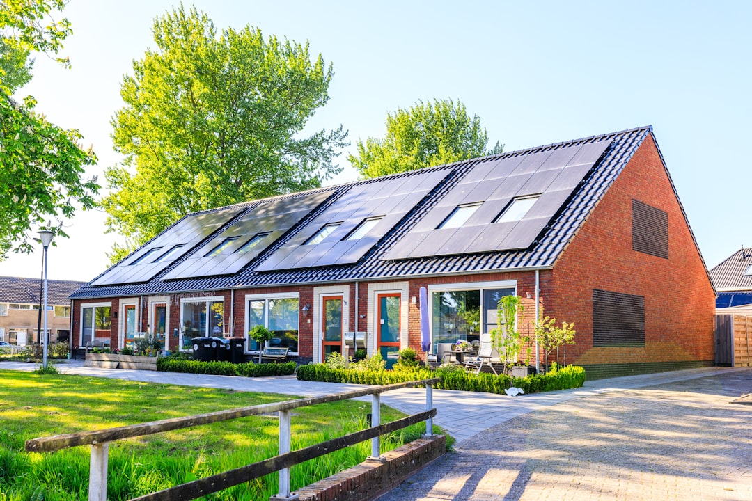 why-your-home-needs-solar-a-guide-to-unbeatable-benefits-and-savings-image Solar panel benefits