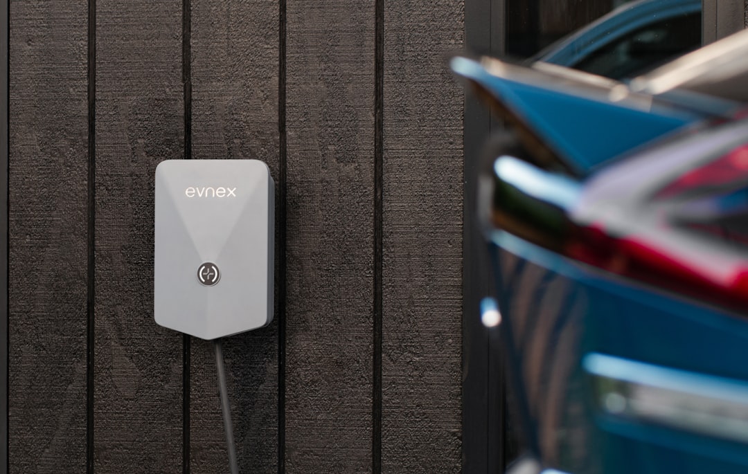 the-ultimate-guide-to-home-ev-charging-image electric vehicle charging home