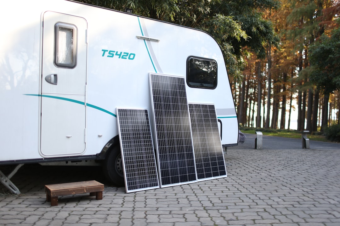 tiny-home-big-power-choosing-solar-kits-for-mobile-living-image mobile home solar panel kits