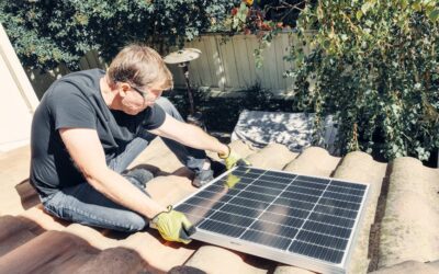 Off the Grid and On the Sun: Hooking Solar Panels  &hellip;