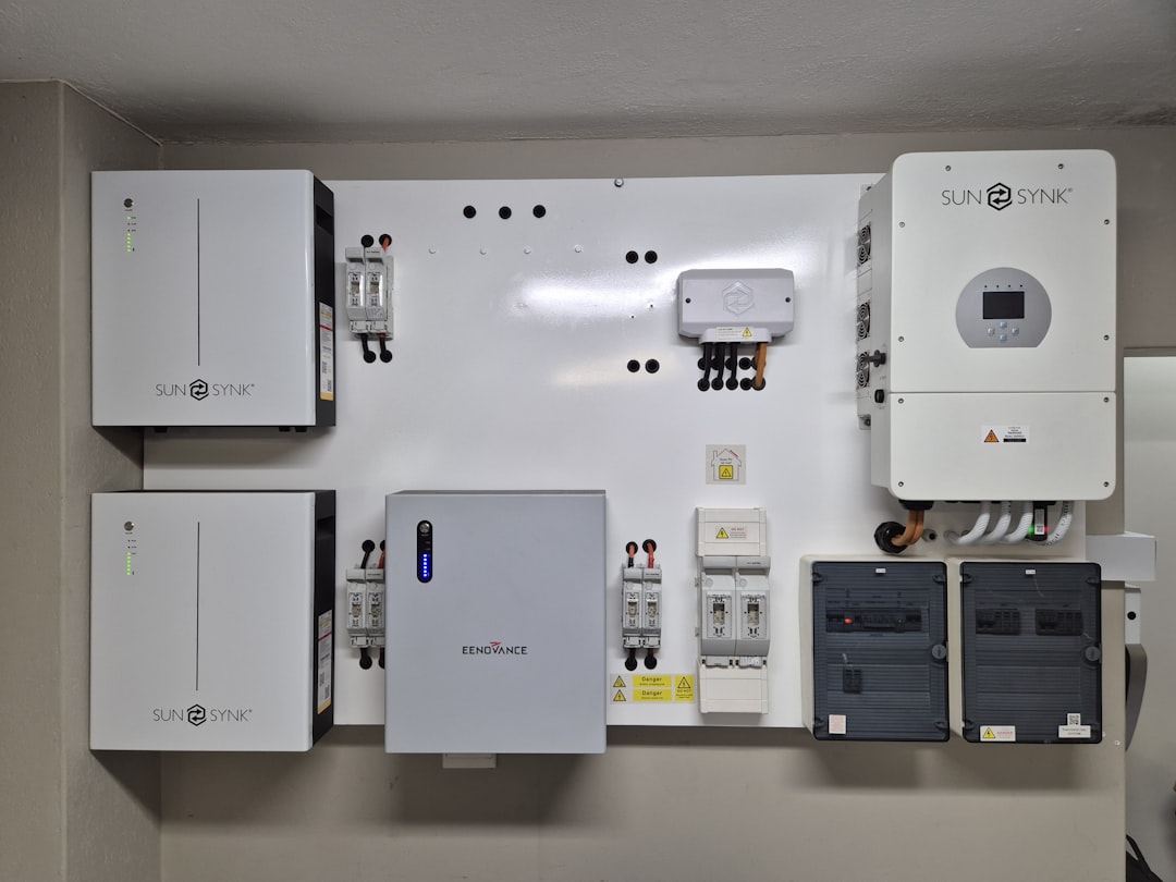 powering-paradise-how-to-choose-your-off-grid-solar-inverter-image off grid solar power inverter