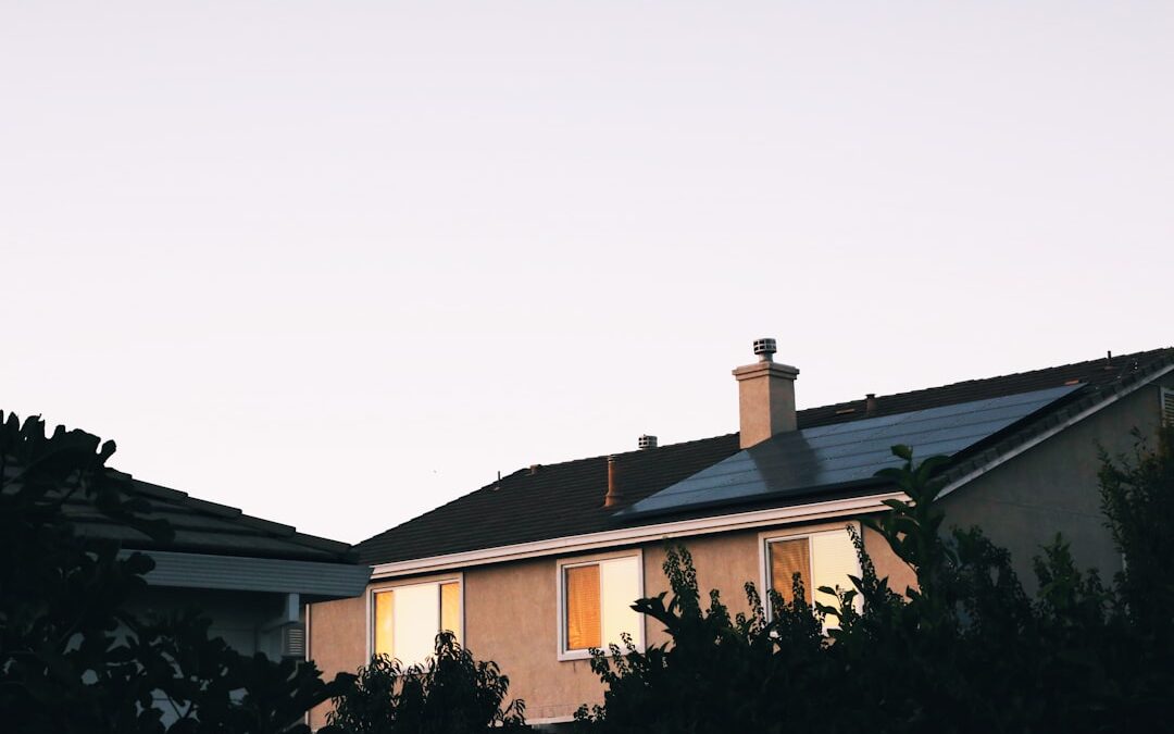 The Ultimate Guide to Choosing a Battery Backup for House Power Without Losing Your Mind