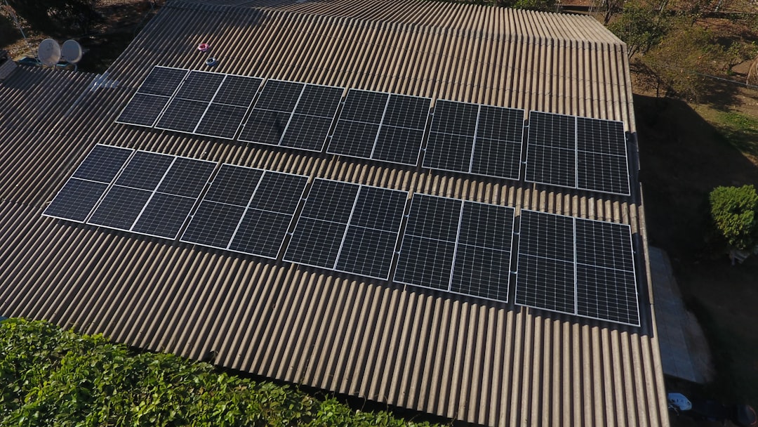 the-shocking-truth-about-ac-coupling-solar-and-the-factor-10-rule-image ac coupled inverter solar panels on roof