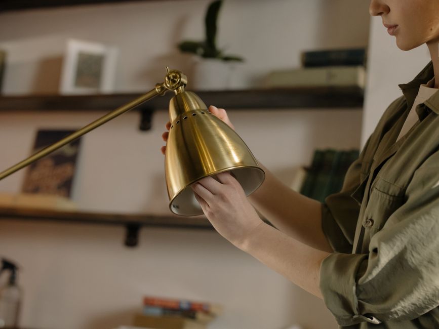 how-to-keep-my-light-bill-low-and-stop-burning-cash-image how to keep my light bill low