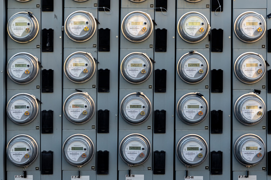 step-by-step-guide-to-lower-your-utility-bill-image home energy bill