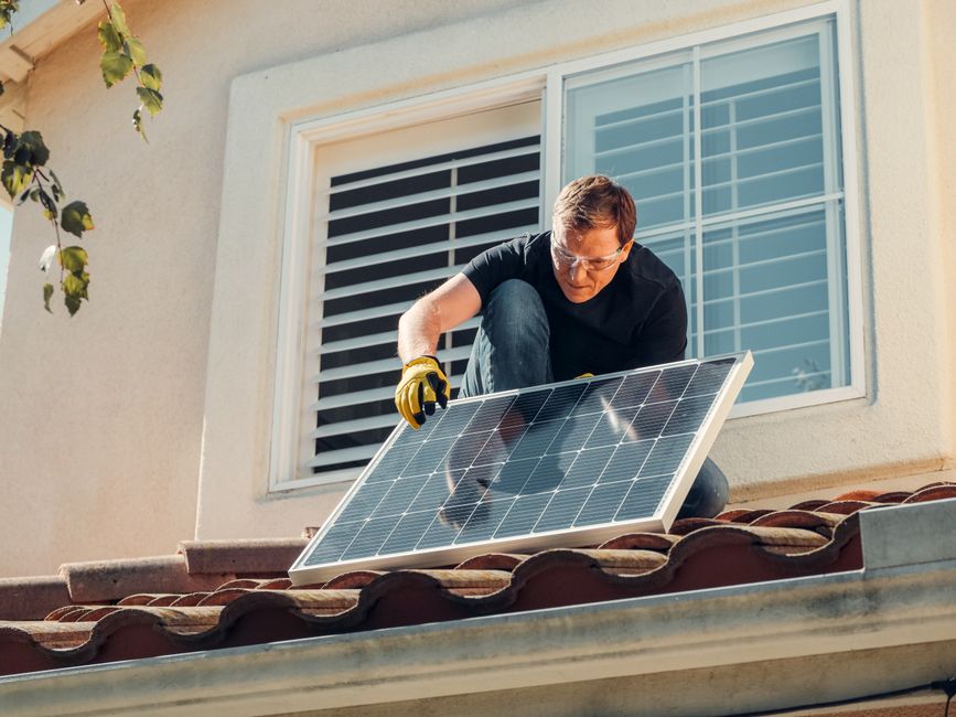 your-solar-budget-what-to-expect-for-home-installation-costs-image solar power home installation cost