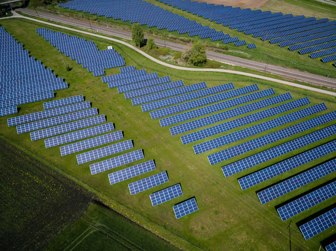 powering-tomorrow-your-guide-to-sustainable-energy-systems-image sustainable energy solutions